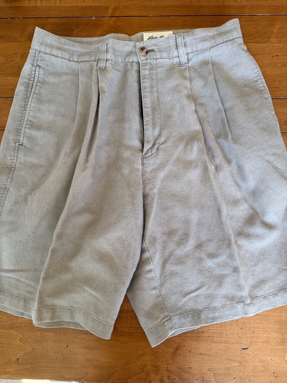 Men's Linen Blend Pleated Cotton Shorts - Khaki Green